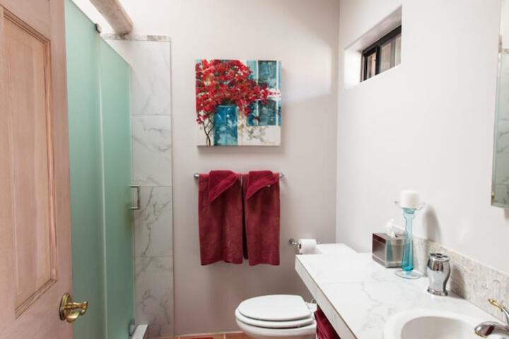 Room 15 of 27