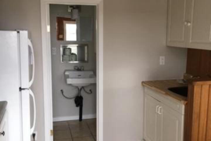 Merland Park Cottages and Motel