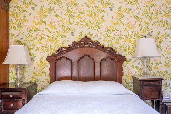 Room 46 of 111