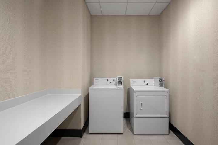Holiday Inn Ontario by IHG