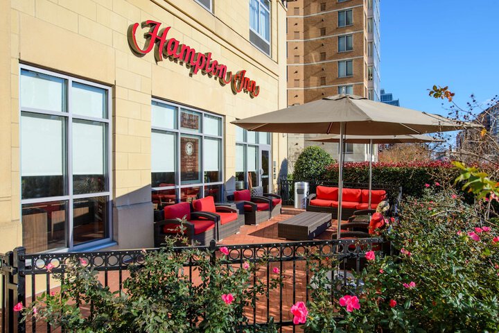 Hotel 5 of 65