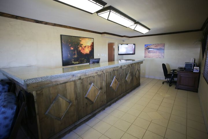 Hotel Interior 4 of 25