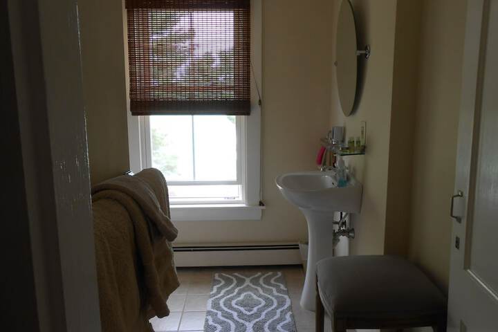 Room 10 of 41