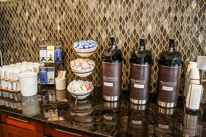 Breakfast/Coffee Service 22 of 29