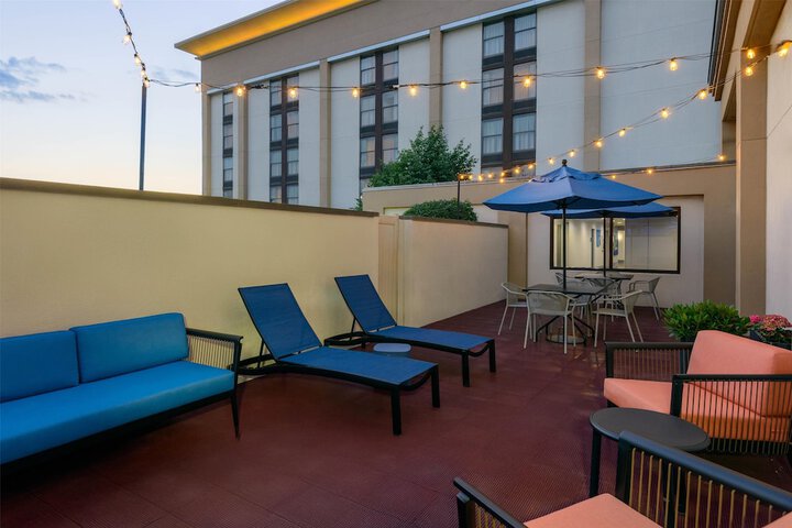 Hampton Inn Buffalo-Airport / Galleria Mall