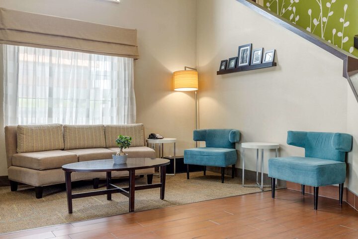 Hotel Interior 10 of 31