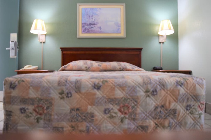 Room 28 of 29