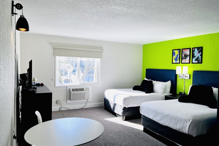 Room 34 of 52