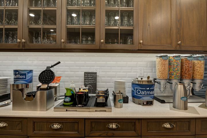 Homewood Suites by Hilton Hadley Amherst