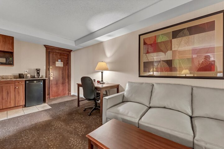 Room 5 of 39
