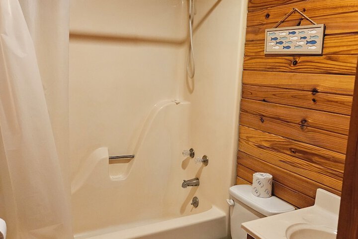 Room 14 of 15