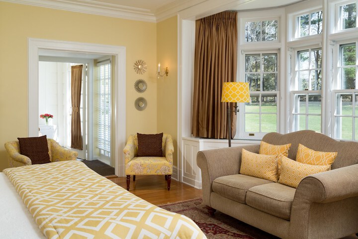 Room 32 of 75