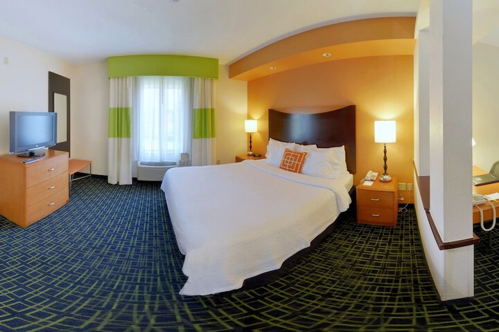 Room 18 of 35