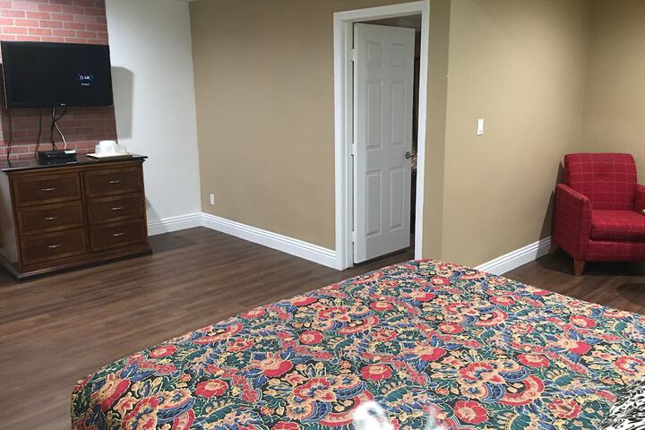 Room 14 of 27
