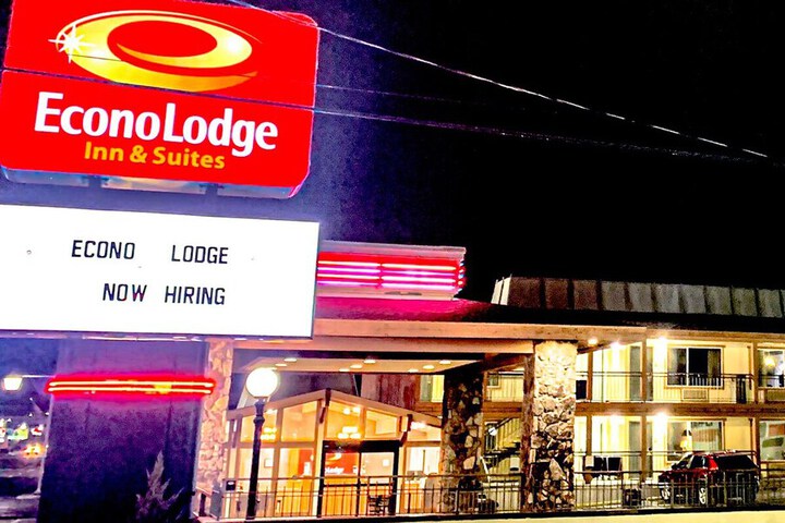 Econo Lodge Inn & Suites Winnemucca