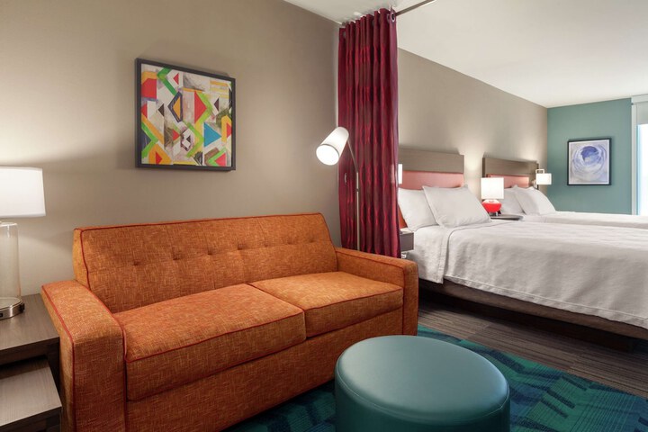 Room 15 of 37