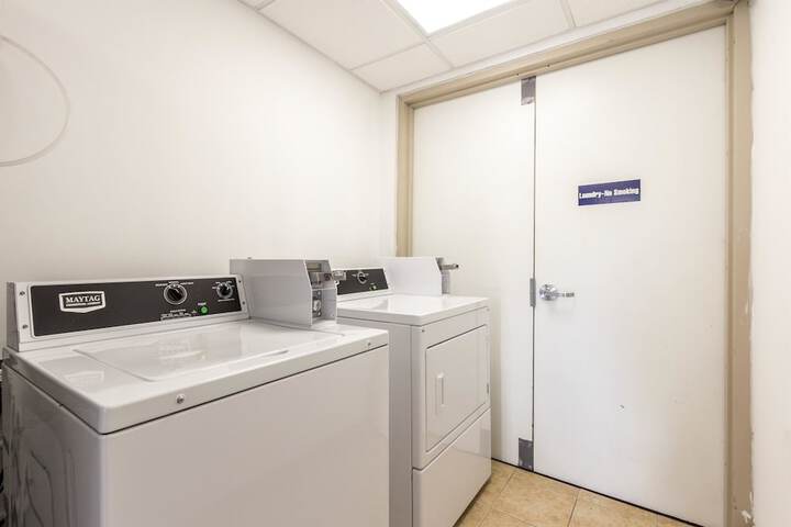 Room 16 of 35