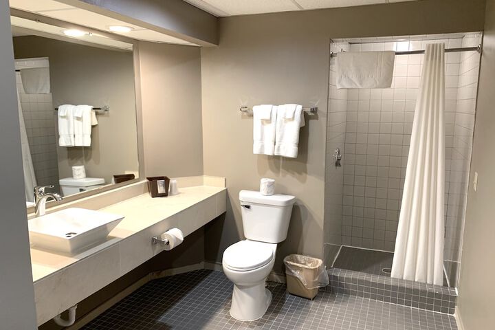 Room 293 of 334