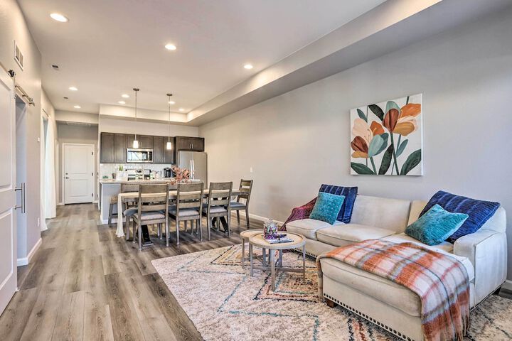 Cozy Abode w / Patio 7 Mi to Dtwn Denver