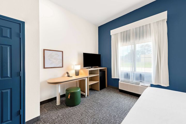 Room 30 of 43