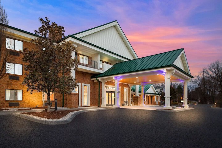 Hotel 4 of 56