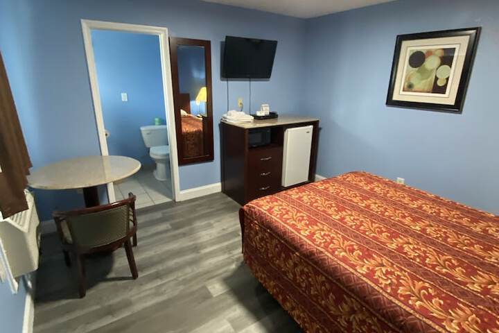 Room 74 of 95