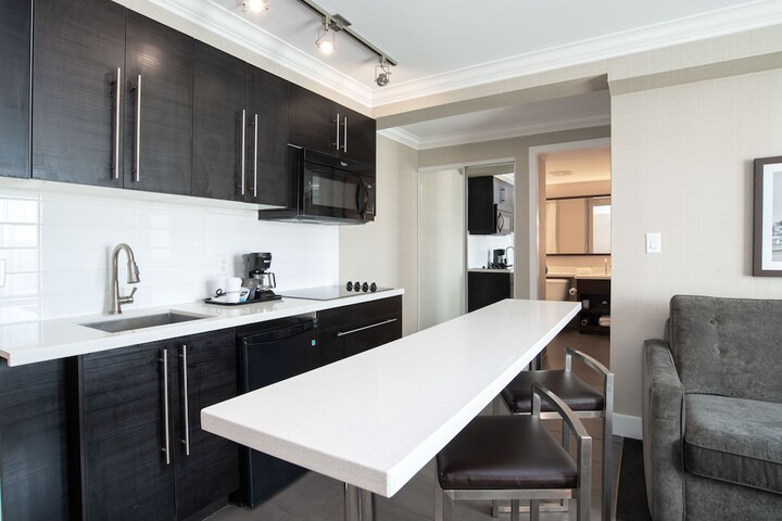 Sandman Hotel Oakville