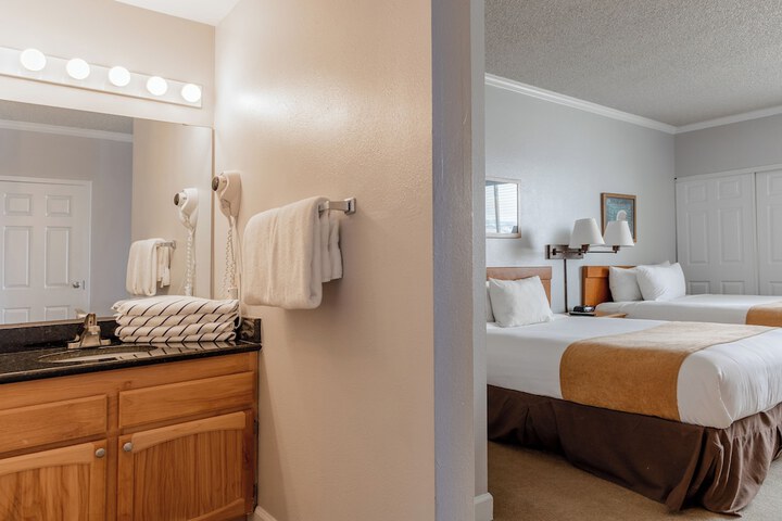 Legacy Vacation Resorts - Steamboat Hilltop