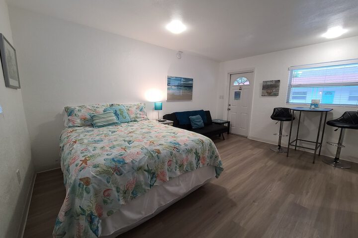 Room 85 of 166