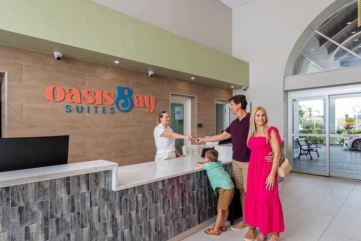 OASIS BAY SUITES Tampa, Busch Gardens, USF