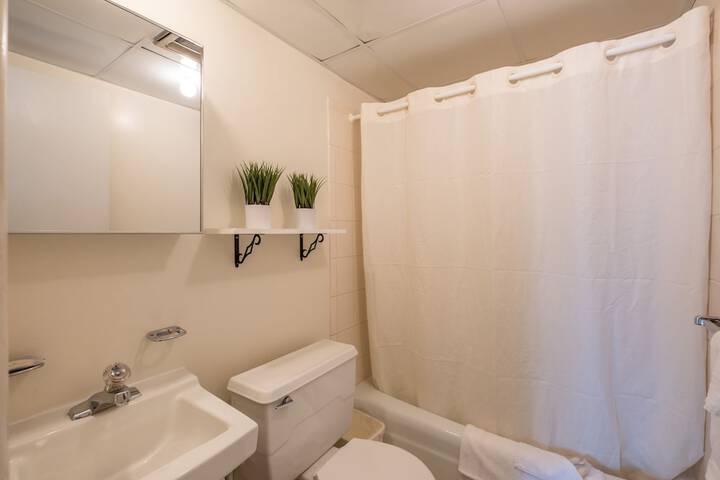 Room 14 of 29