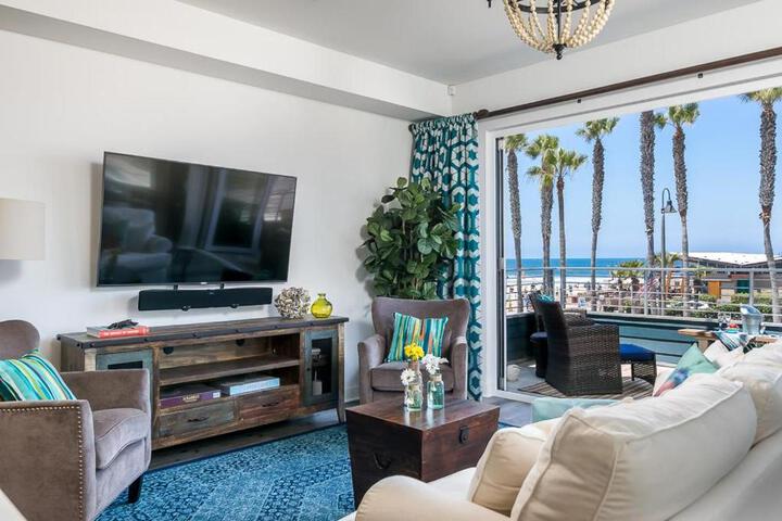 Ocean View 3 Bedrooms Condo just steps from the park, pier & water!