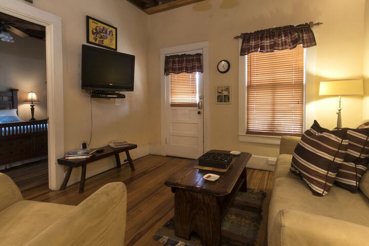 Room 22 of 42