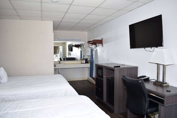 Room 75 of 80