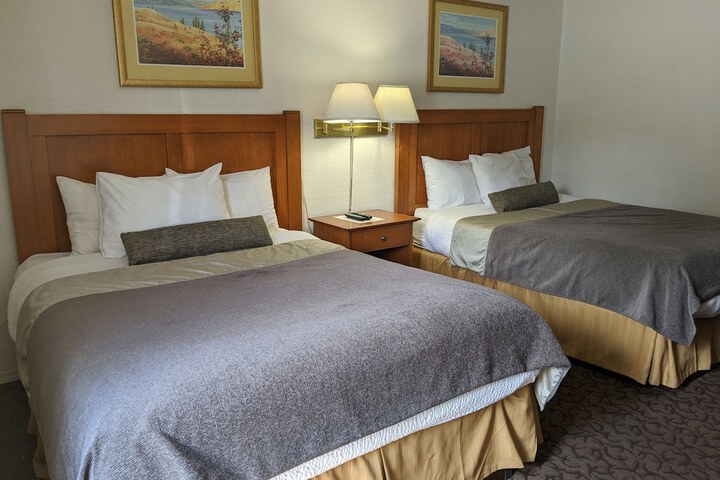 Room 34 of 39