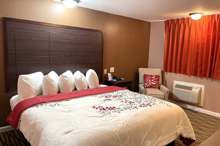 Room 111 of 155