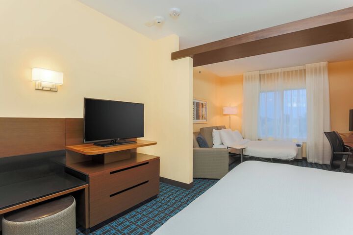 Room 28 of 46
