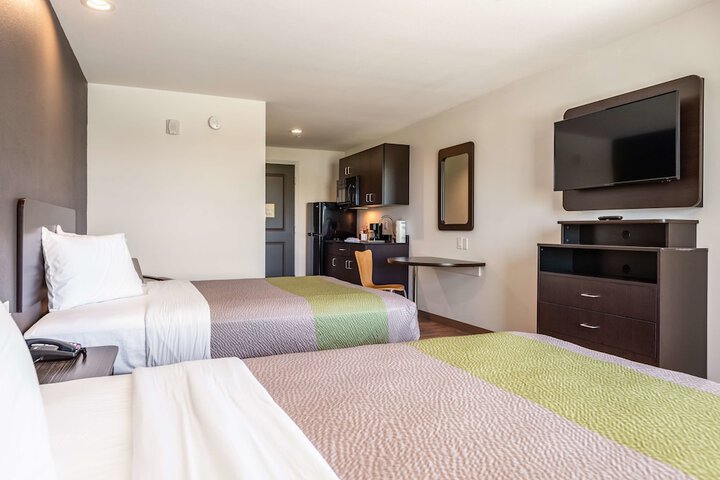 Room 34 of 35