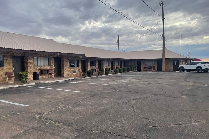 Sands Motel