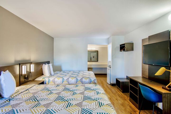 Room 14 of 31