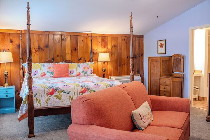 McKinley Edwards Inn