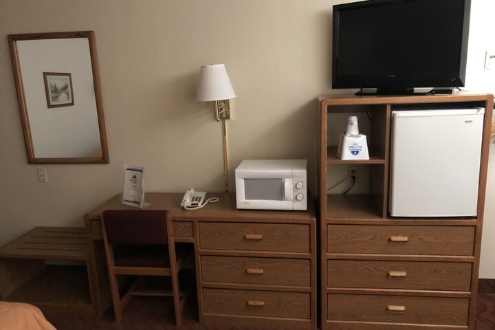 Americas Best Value Inn & Suites Sidney