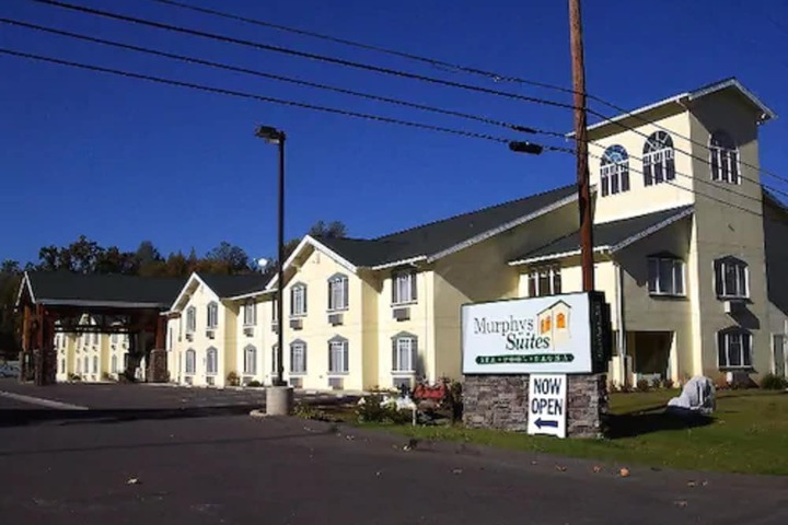 Hotel 7 of 38