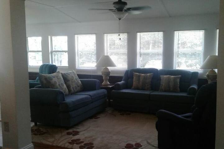 Room 12 of 31
