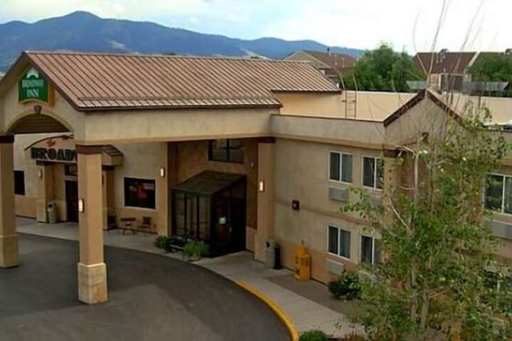 Hotel 2 of 66