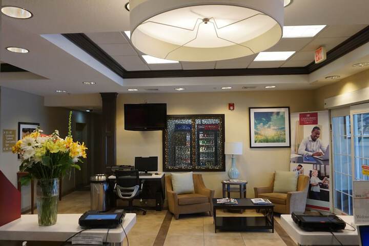 Candlewood Suites West Springfield by IHG