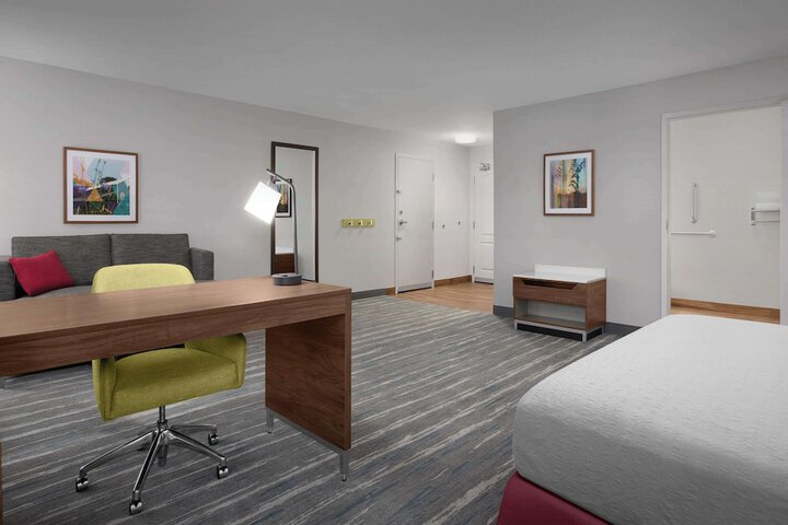 Hampton Inn Yorkville