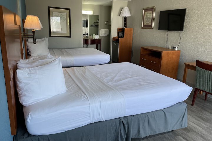 Room 34 of 42