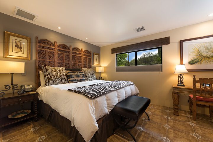 Room 42 of 154