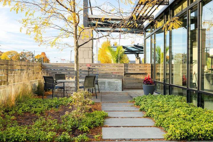 Terrace/Patio 30 of 33